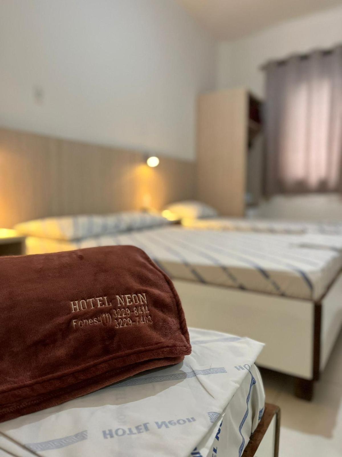 Hotel Neon - Proximo A 25 De Marco, Bom Retiro E Bras, A 2Min Do Mirante Sampa Sky E Pista De Skate Anhangabau เซาเปาโล ภายนอก รูปภาพ