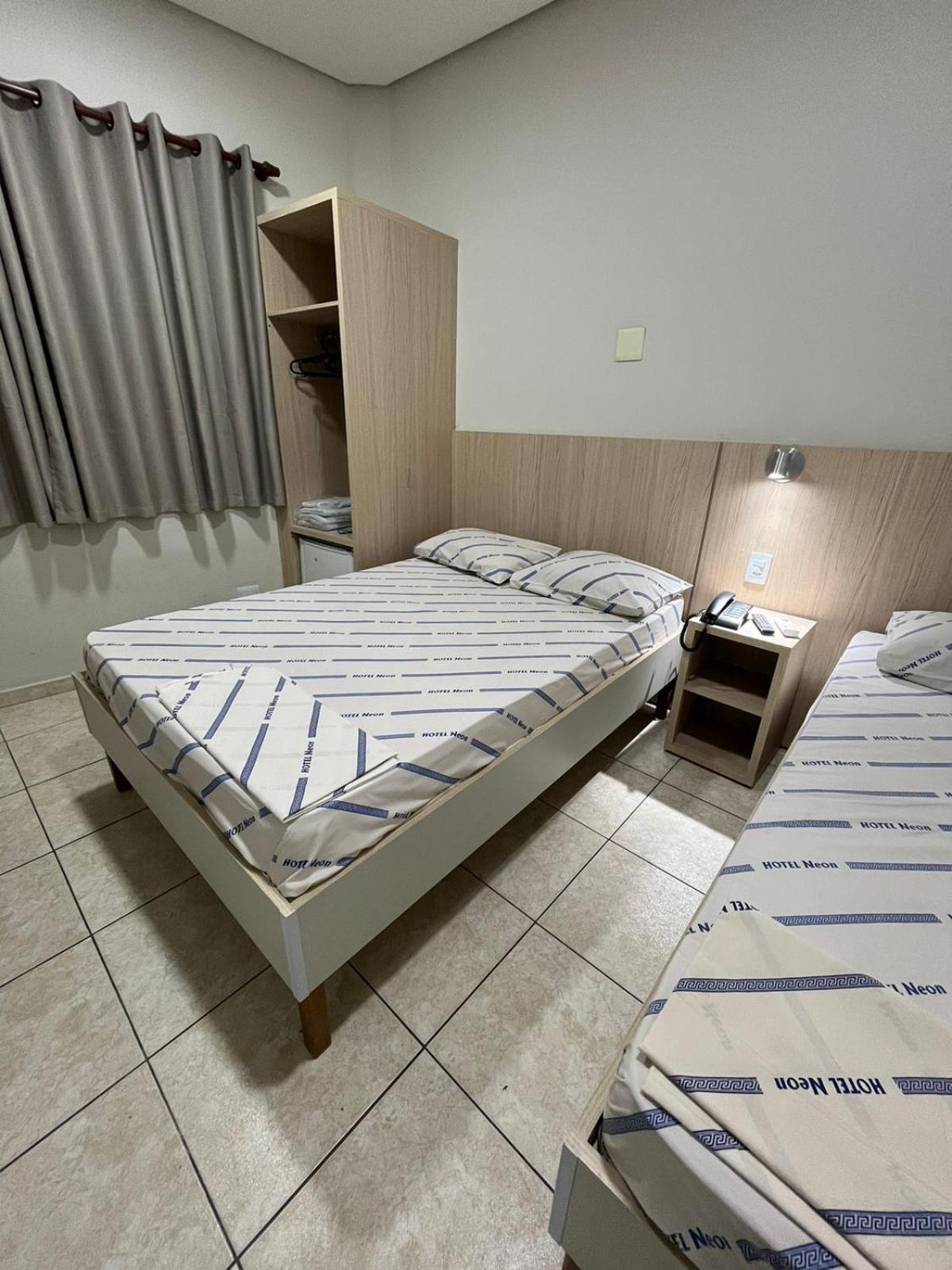 Hotel Neon - Proximo A 25 De Marco, Bom Retiro E Bras, A 2Min Do Mirante Sampa Sky E Pista De Skate Anhangabau เซาเปาโล ภายนอก รูปภาพ